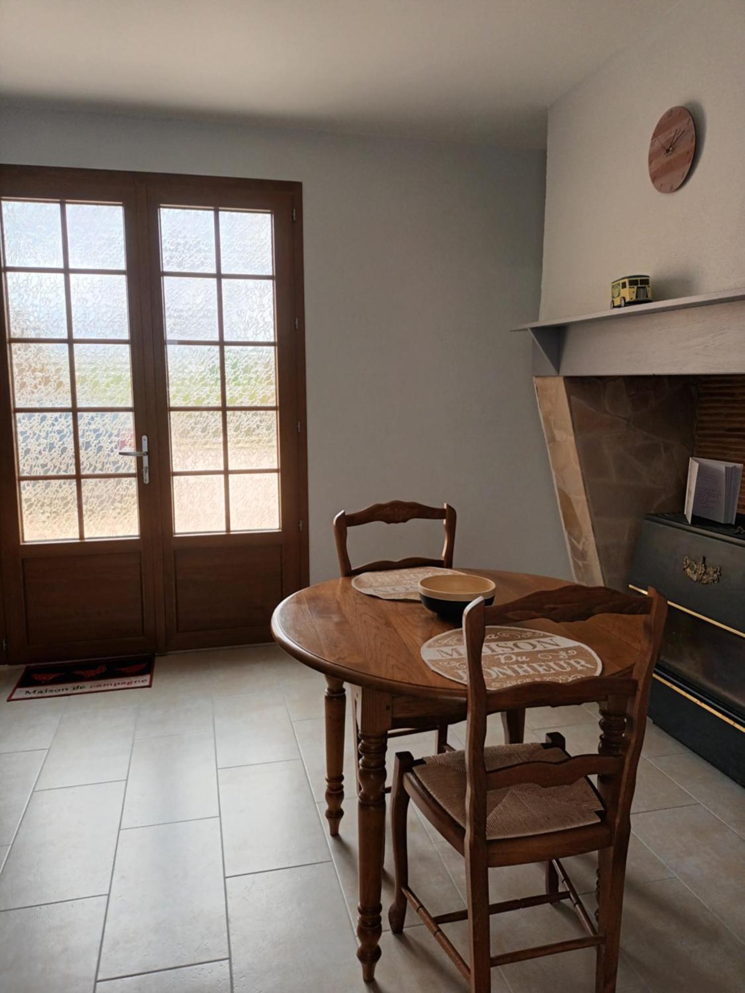 Gite Aux Vieux Bois Lunas  Δωμάτιο φωτογραφία